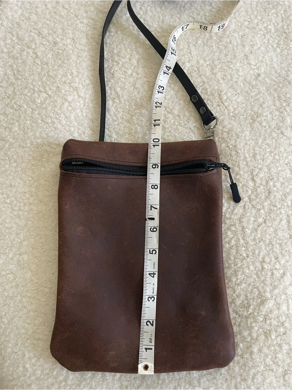 Men/Women Brown Leather Crossbody Bag - Classic Minimal Design